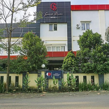 Collection O 91331 Hotel Grand Saota Soppeng Lalabata Exterior photo