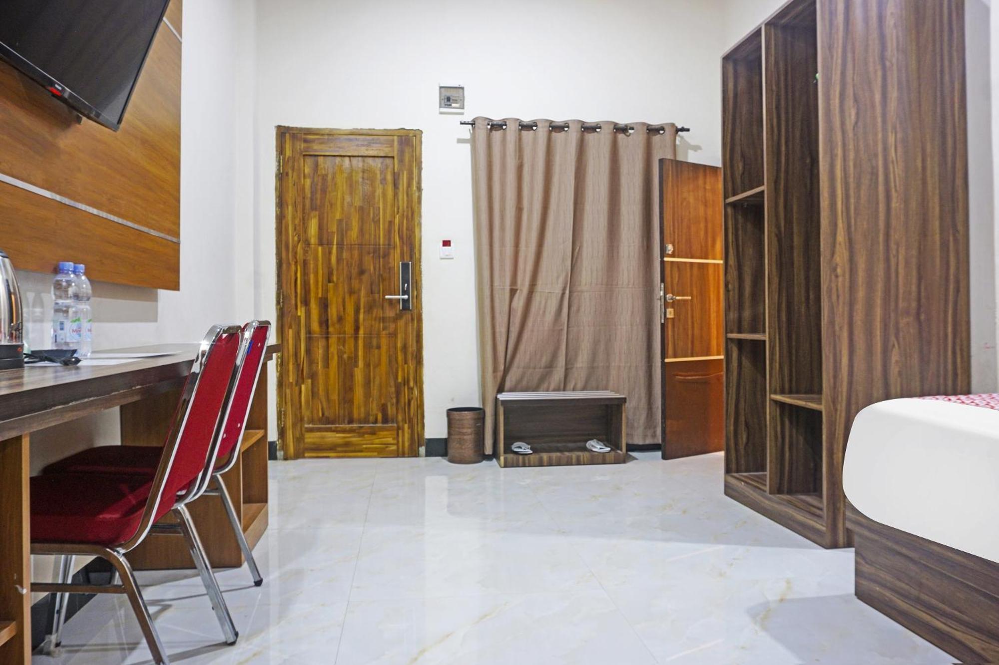 Collection O 91331 Hotel Grand Saota Soppeng Lalabata Exterior photo