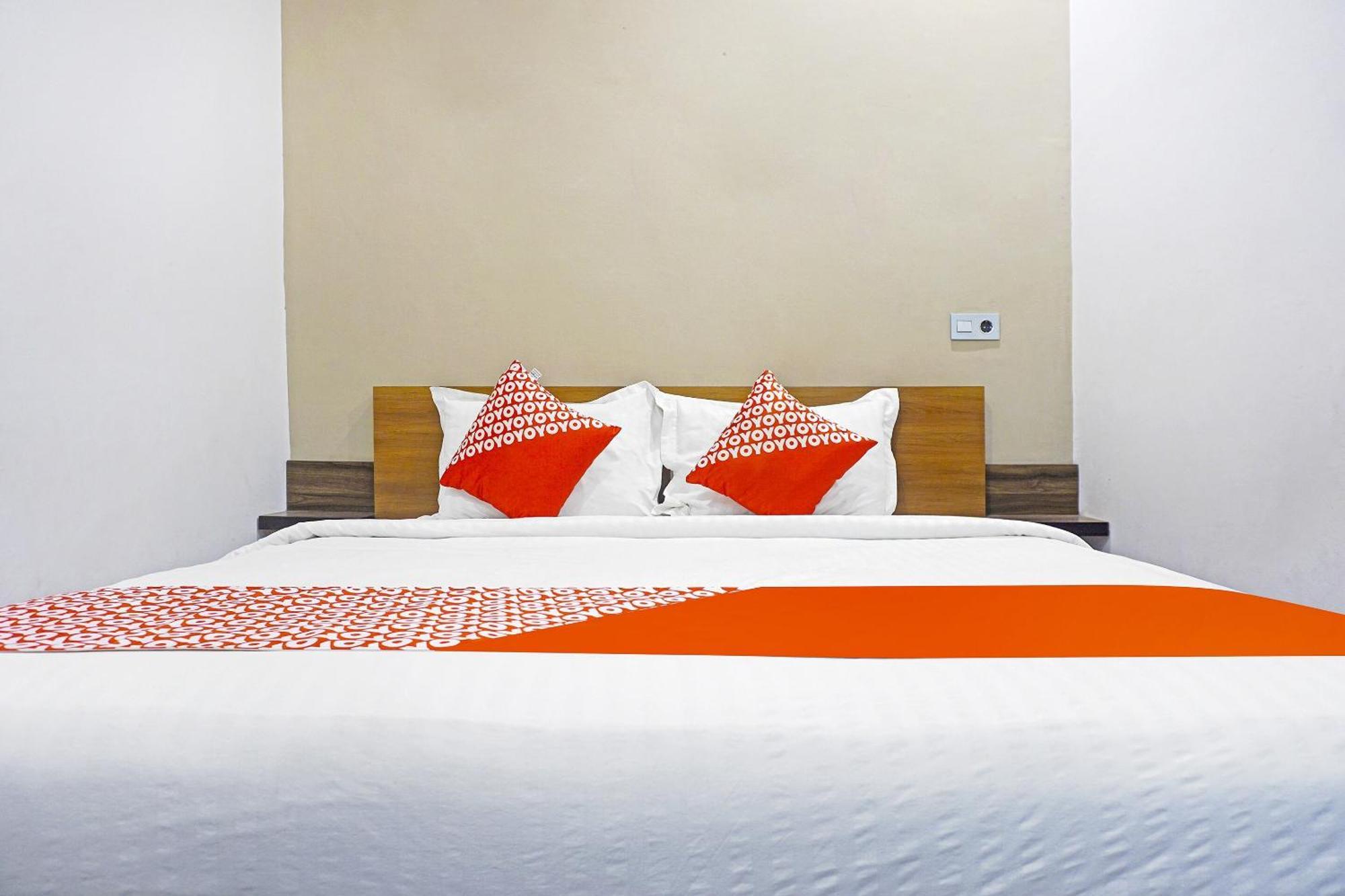 Collection O 91331 Hotel Grand Saota Soppeng Lalabata Exterior photo